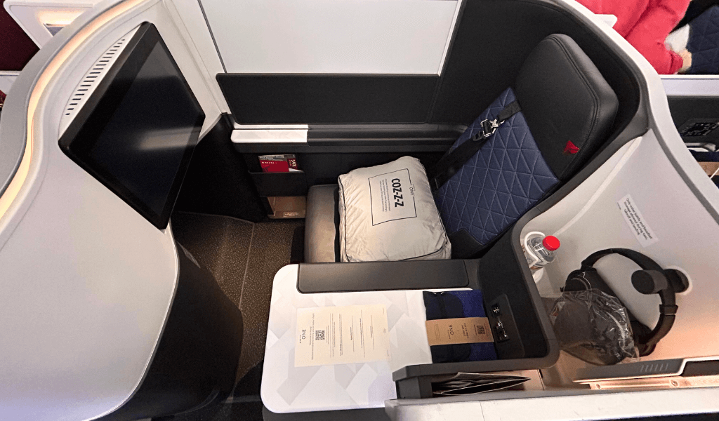 First Class Delta One Review